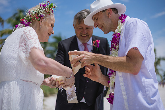 2024-04-25 Sandra and Kenneth Wedding Vow Renewal Smathers Beach, Key West -3835