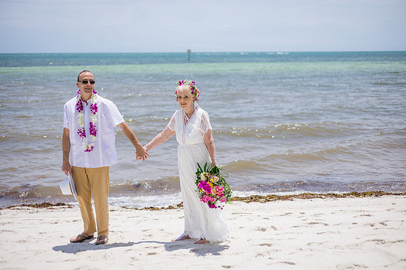 2024-04-25 Sandra and Kenneth Wedding Vow Renewal Smathers Beach, Key West -4073