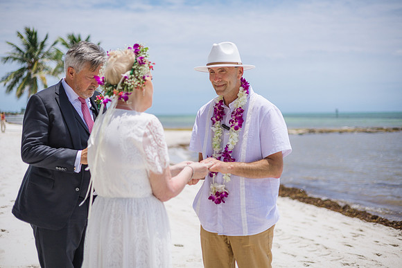 2024-04-25 Sandra and Kenneth Wedding Vow Renewal Smathers Beach, Key West -3819