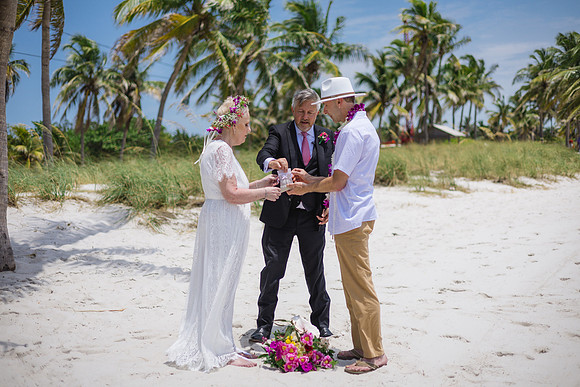 2024-04-25 Sandra and Kenneth Wedding Vow Renewal Smathers Beach, Key West -3846