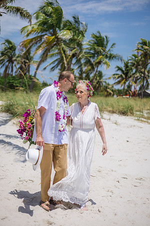 2024-04-25 Sandra and Kenneth Wedding Vow Renewal Smathers Beach, Key West -4029