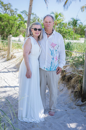 2023-05-28 Smathers Beach Wedding Vow Renewal-3