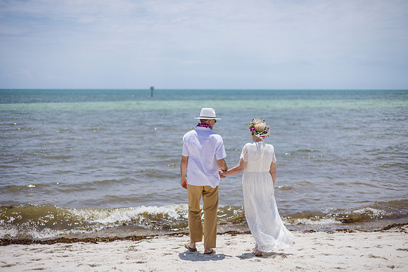 2024-04-25 Sandra and Kenneth Wedding Vow Renewal Smathers Beach, Key West -3899