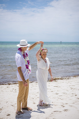 2024-04-25 Sandra and Kenneth Wedding Vow Renewal Smathers Beach, Key West -3882