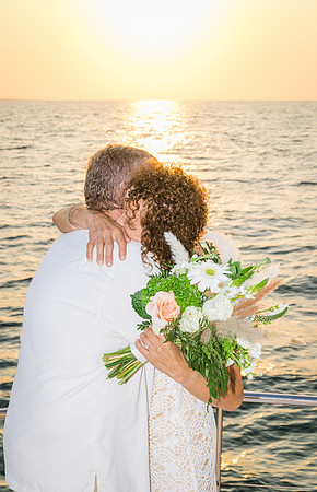 2023-05-06 Sabra and Mark Key West Sunrise Wedding-7560