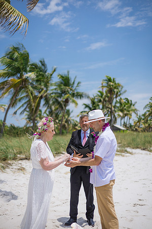 2024-04-25 Sandra and Kenneth Wedding Vow Renewal Smathers Beach, Key West -3851