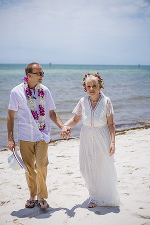 2024-04-25 Sandra and Kenneth Wedding Vow Renewal Smathers Beach, Key West -3855