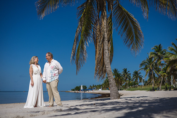 2023-05-28 Smathers Beach Wedding Vow Renewal-3-74