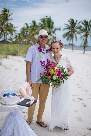 2024-04-25 Sandra and Kenneth Wedding Vow Renewal Smathers Beach, Key West -3663
