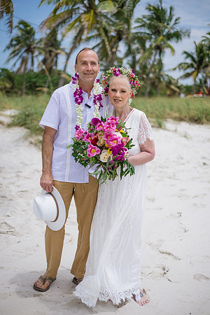 2024-04-25 Sandra and Kenneth Wedding Vow Renewal Smathers Beach, Key West -3701
