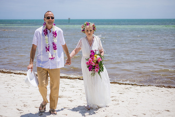 2024-04-25 Sandra and Kenneth Wedding Vow Renewal Smathers Beach, Key West -4106