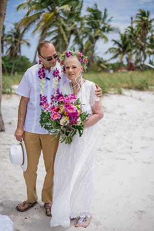 2024-04-25 Sandra and Kenneth Wedding Vow Renewal Smathers Beach, Key West -3692
