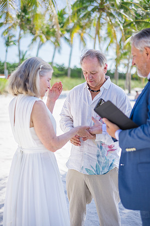 2023-05-28 Smathers Beach Wedding Vow Renewal-3-56