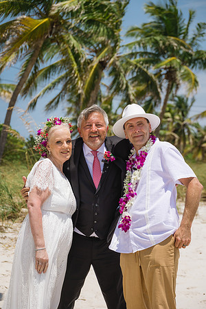 2024-04-25 Sandra and Kenneth Wedding Vow Renewal Smathers Beach, Key West -2311