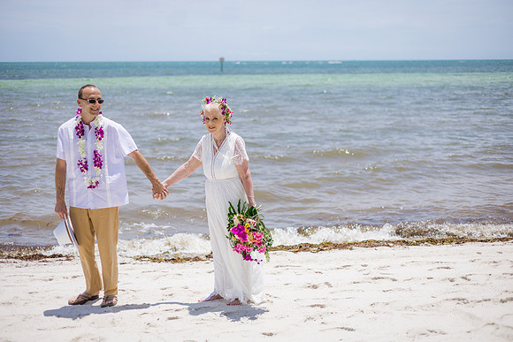 2024-04-25 Sandra and Kenneth Wedding Vow Renewal Smathers Beach, Key West -4071