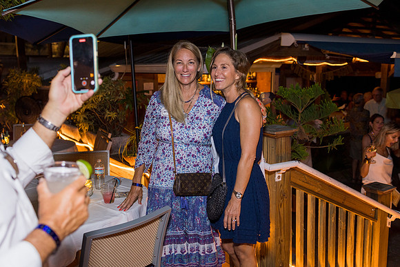 2023-04-19 Louie's 40th Anniversary Party -177