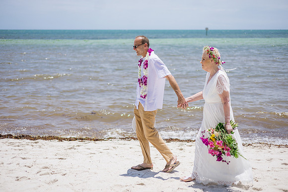 2024-04-25 Sandra and Kenneth Wedding Vow Renewal Smathers Beach, Key West -4091