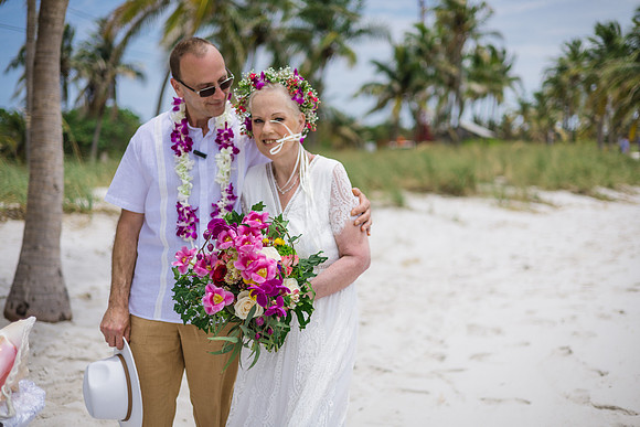 2024-04-25 Sandra and Kenneth Wedding Vow Renewal Smathers Beach, Key West -3690