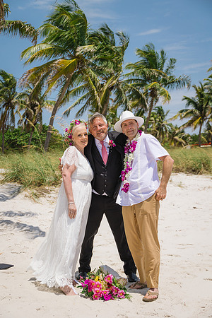 2024-04-25 Sandra and Kenneth Wedding Vow Renewal Smathers Beach, Key West -2307