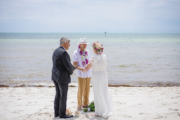 2024-04-25 Sandra and Kenneth Wedding Vow Renewal Smathers Beach, Key West -3760