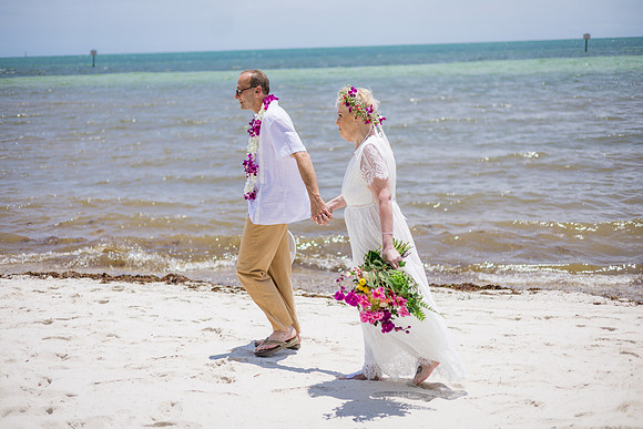 2024-04-25 Sandra and Kenneth Wedding Vow Renewal Smathers Beach, Key West -4088