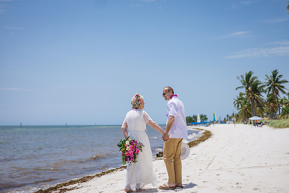 2024-04-25 Sandra and Kenneth Wedding Vow Renewal Smathers Beach, Key West -4063