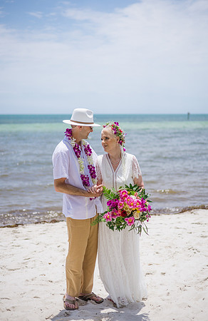 2024-04-25 Sandra and Kenneth Wedding Vow Renewal Smathers Beach, Key West -3979