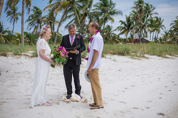 2024-04-25 Sandra and Kenneth Wedding Vow Renewal Smathers Beach, Key West -3735