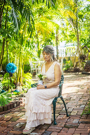 2023-08-25 Colleen and Michael Beach The Garden Hotel Key West Proofing Album-1593