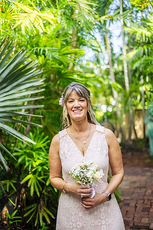 2023-08-25 Colleen and Michael Beach The Garden Hotel Key West Proofing Album-1609