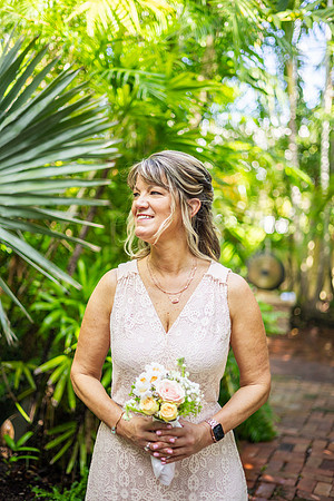 2023-08-25 Colleen and Michael Beach The Garden Hotel Key West Proofing Album-1622