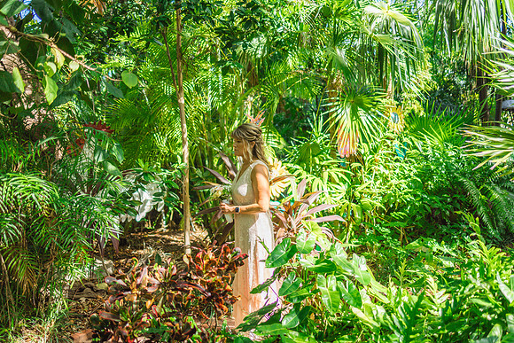 2023-08-25 Colleen and Michael Beach The Garden Hotel Key West Proofing Album-1644