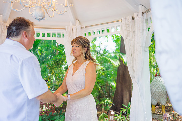 2023-08-25 Colleen and Michael Beach The Garden Hotel Key West Proofing Album-1669