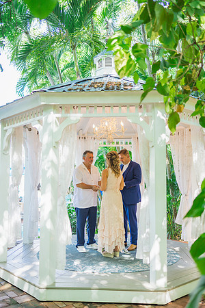 2023-08-25 Colleen and Michael Beach The Garden Hotel Key West Proofing Album-1710