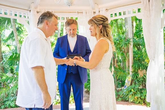 2023-08-25 Colleen and Michael Beach The Garden Hotel Key West Proofing Album-1740