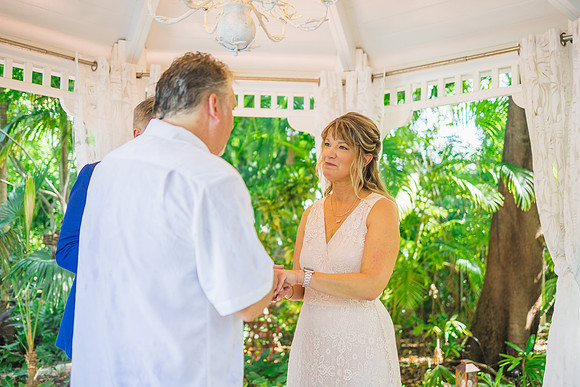 2023-08-25 Colleen and Michael Beach The Garden Hotel Key West Proofing Album-1758