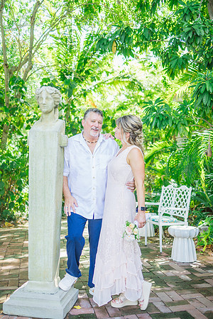 2023-08-25 Colleen and Michael Beach The Garden Hotel Key West Proofing Album-1784
