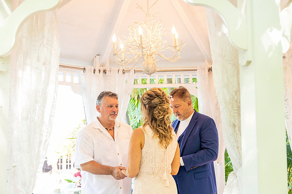 2023-08-25 Colleen and Michael Beach The Garden Hotel Key West Proofing Album 2-2-22