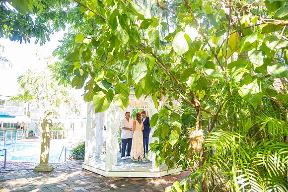 2023-08-25 Colleen and Michael Beach The Garden Hotel Key West Proofing Album 2-2-25