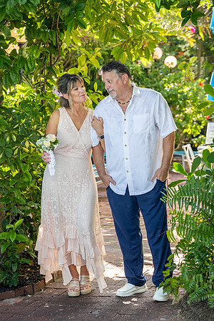 2023-08-25 Colleen and Michael Beach The Garden Hotel Key West Proofing Album 2-2-57