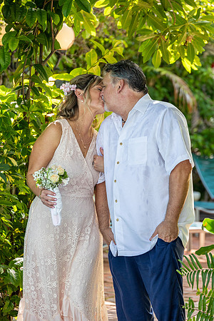 2023-08-25 Colleen and Michael Beach The Garden Hotel Key West Proofing Album 2-2-62