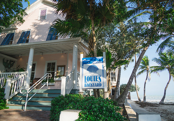 2023-08-30 Nicole and Nick Dog Beach Key West  Wedding Vow Renewal_-2-8