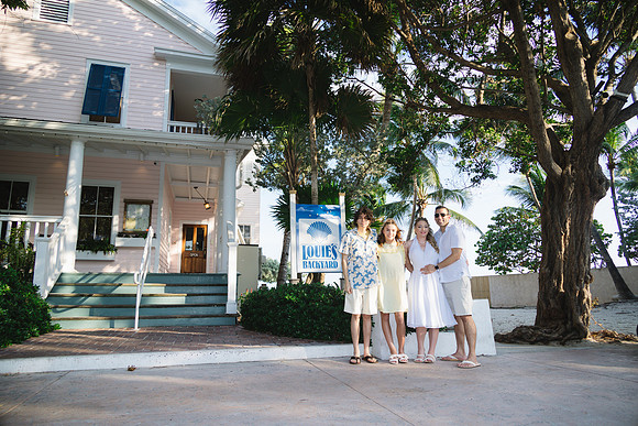 2023-08-30 Nicole and Nick Dog Beach Key West  Wedding Vow Renewal_-2-11