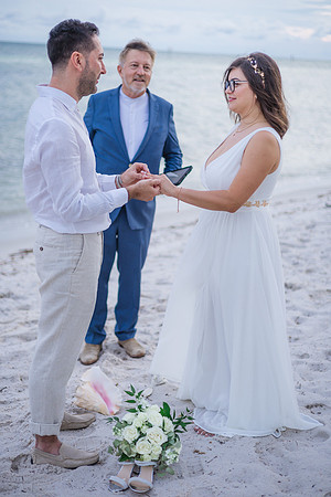 2023-09-23 Natalia and Yulian Sunset Smathers Beach Wedding Key West-44