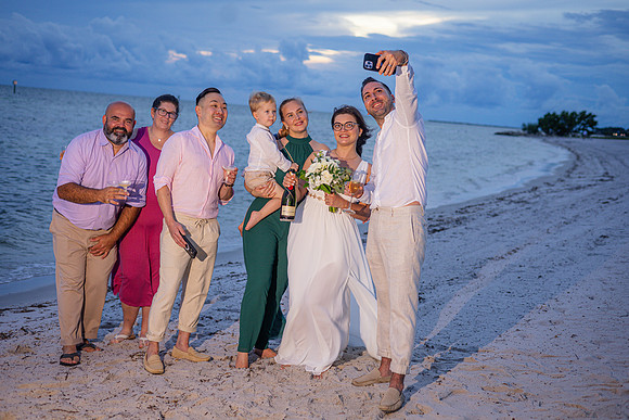 2023-09-23 Natalia and Yulian Sunset Smathers Beach Wedding Key West-111