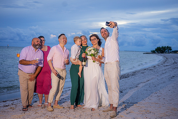 2023-09-23 Natalia and Yulian Sunset Smathers Beach Wedding Key West-112