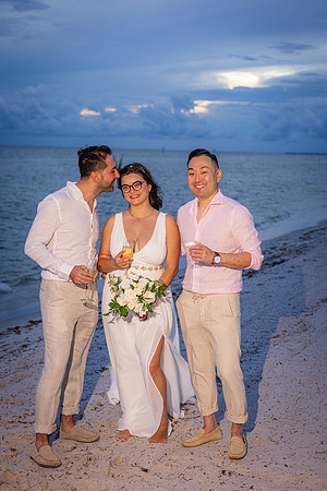 2023-09-23 Natalia and Yulian Sunset Smathers Beach Wedding Key West-113