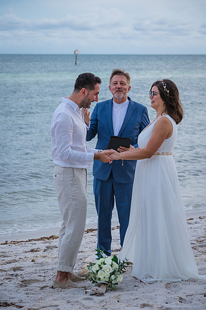 2023-09-23 Natalia and Yulian Sunset Smathers Beach Wedding Key West Part 1-19