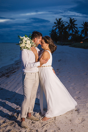 2023-09-23 Natalia and Yulian Sunset Smathers Beach Wedding Key West Part 1-73
