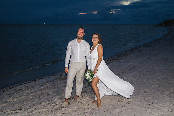 2023-09-23 Natalia and Yulian Sunset Smathers Beach Wedding Key West Part 1-74